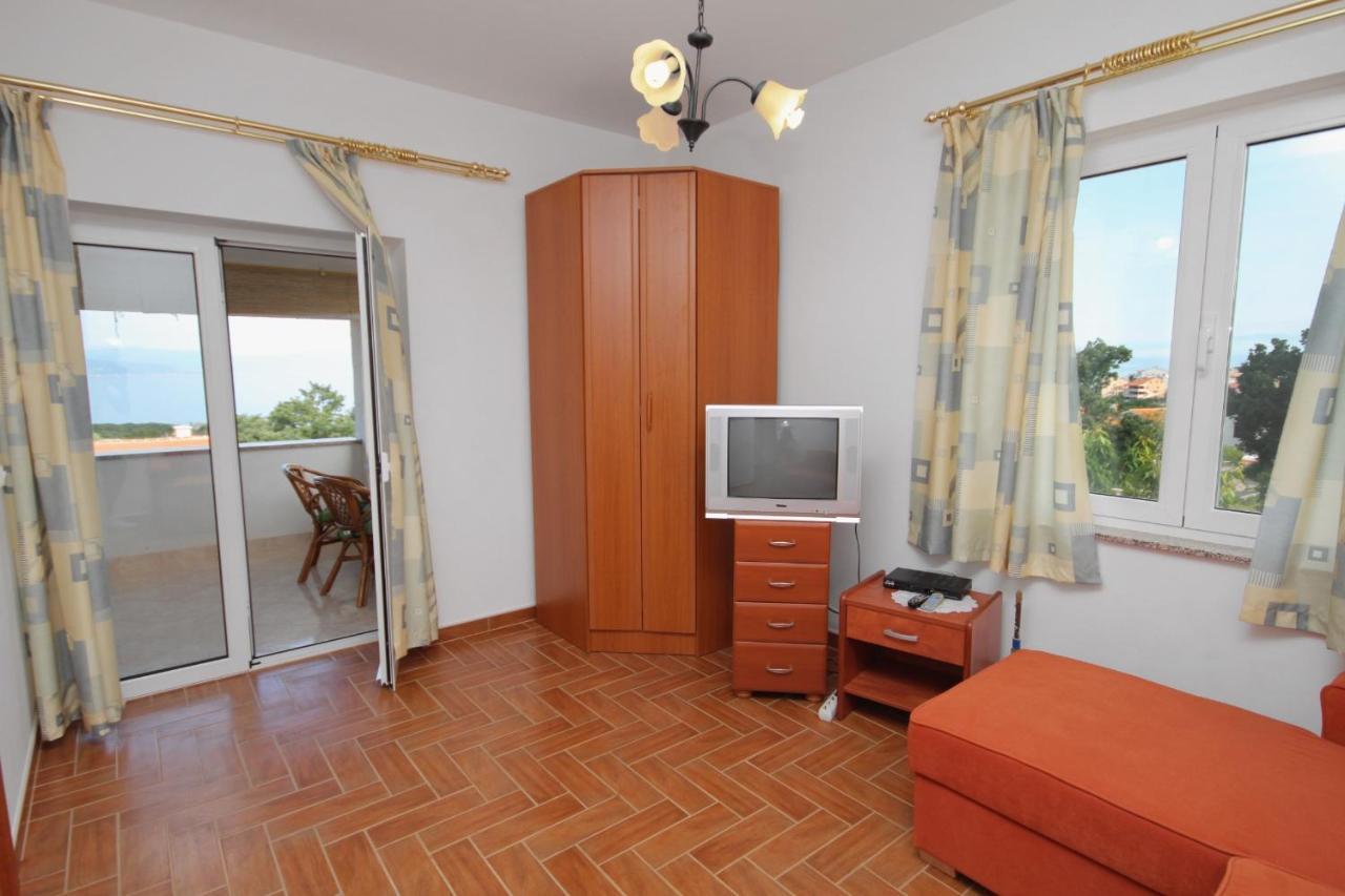 Apartments And Rooms With Parking Space Njivice, Krk - 5458 المظهر الخارجي الصورة