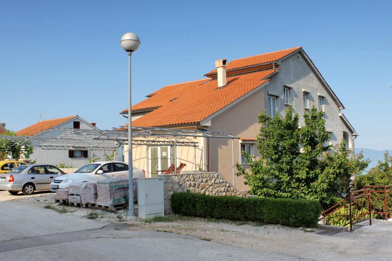 Apartments And Rooms With Parking Space Njivice, Krk - 5458 المظهر الخارجي الصورة
