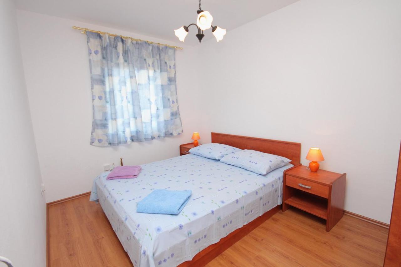 Apartments And Rooms With Parking Space Njivice, Krk - 5458 المظهر الخارجي الصورة