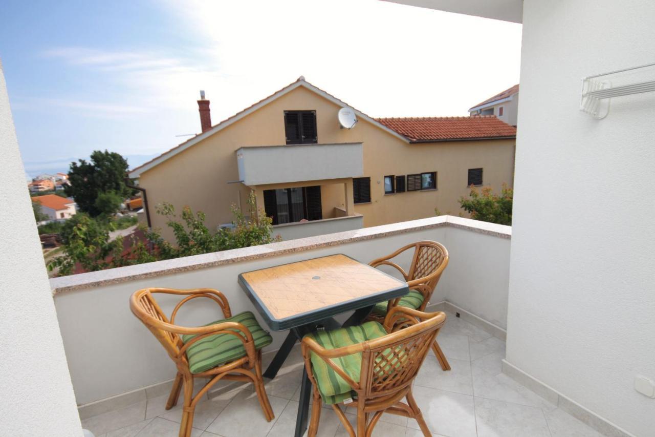 Apartments And Rooms With Parking Space Njivice, Krk - 5458 المظهر الخارجي الصورة